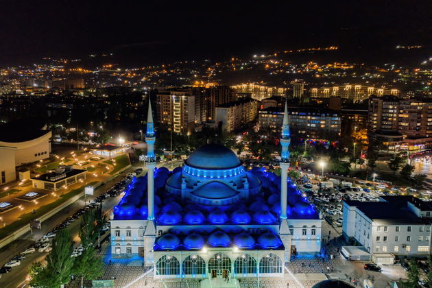 Виды Махачкала старинная и современная