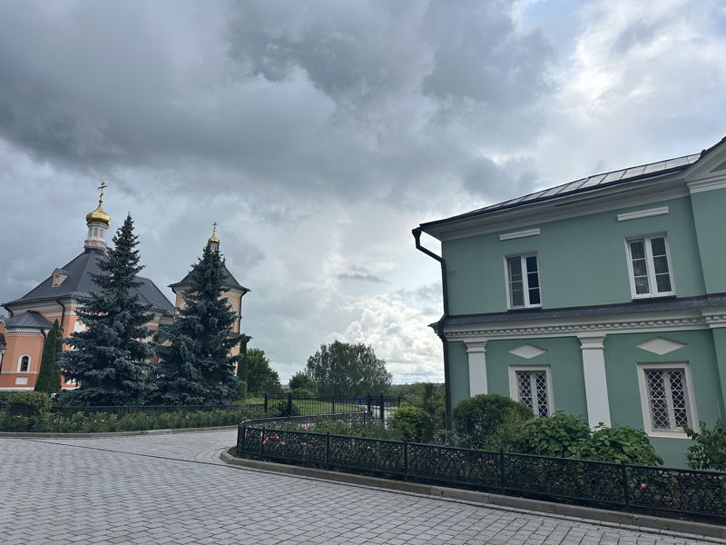 Козельск, Шамордино и Оптина Пустынь: литературный тур по великим местам