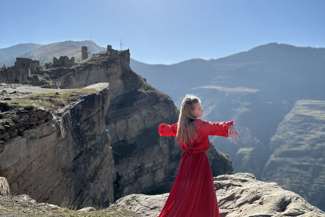 Гоор, Карадахская теснина, Язык Тролля и Датунский Храм — фото 2