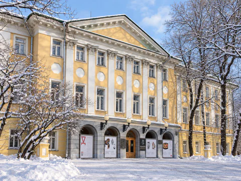 Новогоднее представление «Сказочная ёлка в особняке графа Остермана»