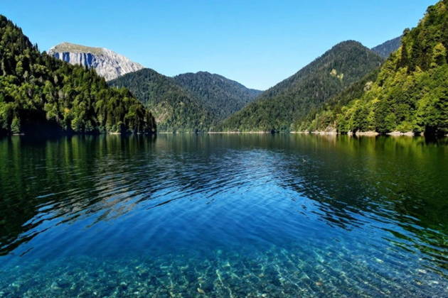 Красоты Рицы из Сухума