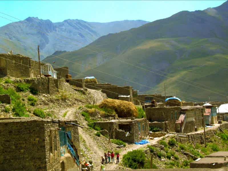 Экскурсия из Баку: Губа, Хыналыг и Карамельные горы - фото 5