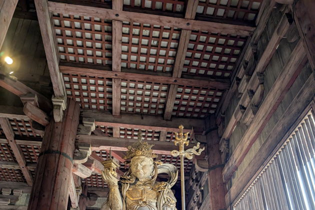 Прогулка по Нара: храмы, олени, моти