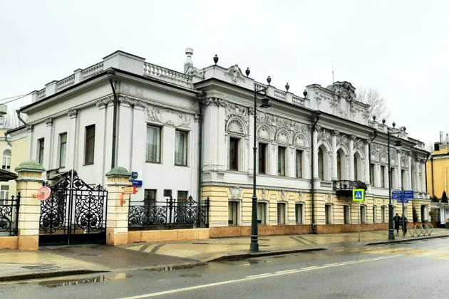 Денежная Пречистенка — прогулка по дворянским особнякам и усадьбам
