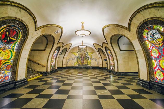 «Русская и европейская кухня в Москве»: гастро-тур с экскурсией по метро