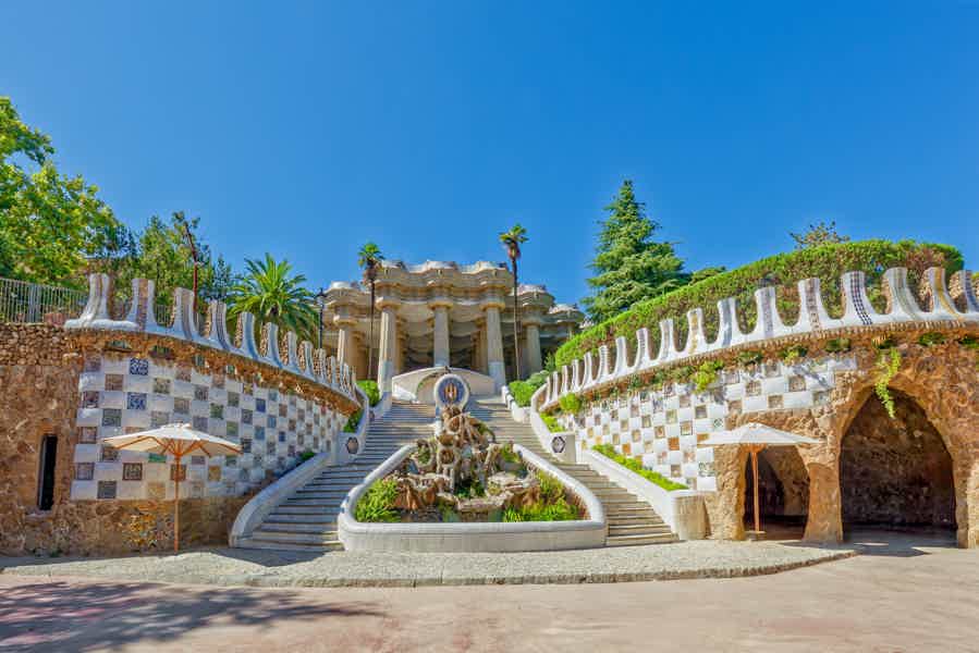 Барселона за 8 часов: Гауди, Монжуик и старинные кварталы - фото 5