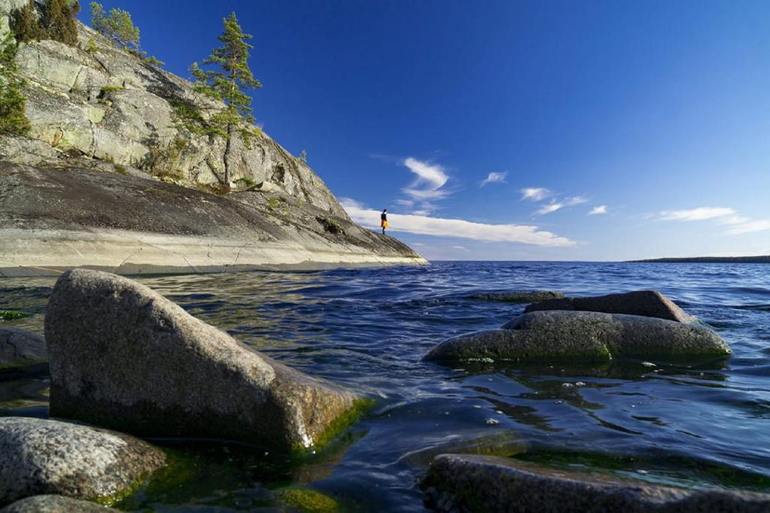 Водная прогулка по Ладожским шхерам на арктической лодке — фото 1