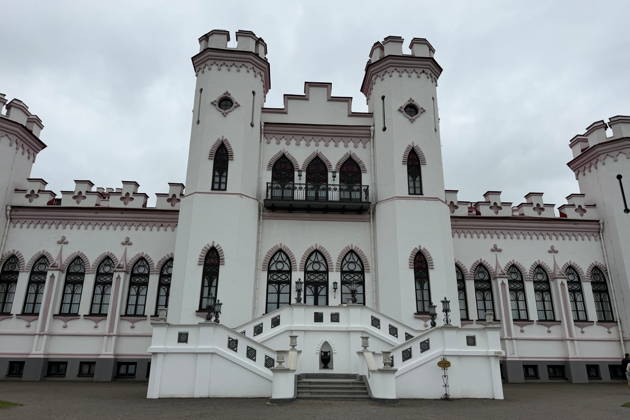 Три замка: Коссово, Ружаны, Каменец
