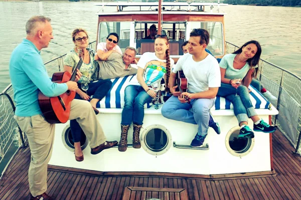 Private cruise on Danube — photo 7, Budapest | Pokataem