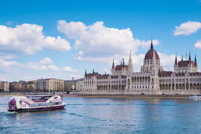 Aboard at daytime: Бюджетный круиз по Дунаю