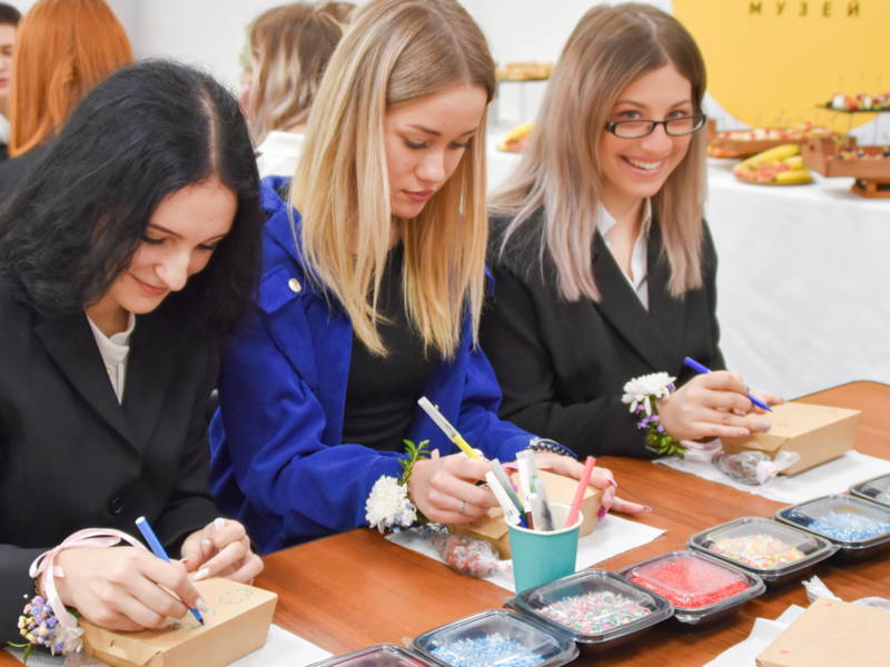 Комбо: два мастер-класса — «Шоколадные конфеты» и «Угадай аромат»
