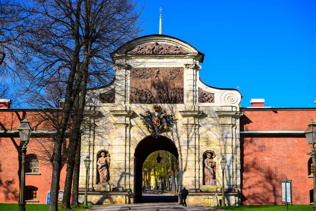 Экскурсия по Петропавловской крепости в мини-группе — фото 3