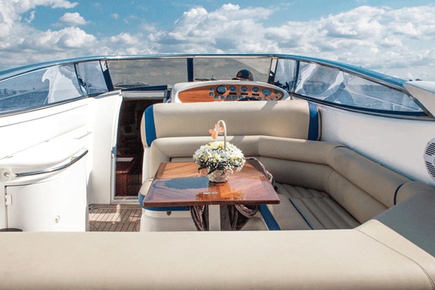 Аренда яхты «SUNSEEKER 48»