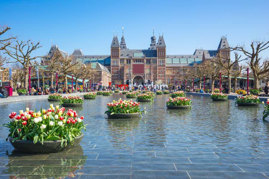 Amsterdam: Hidden Gems & Highlights Guided Bike Tour - photo 3
