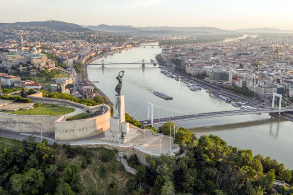 Sightseeing Flight with Aeroplane: A Bird's-Eye View of Budapest — photo 3, Budapest | Pokataem
