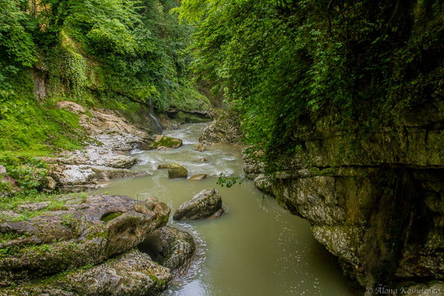 Виды Каньоны Кутаиси и Монастырь Моцамета (групповой тур)