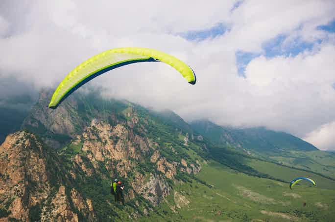 Взгляните на Кавказ с высоты: джип-тур по горам для настоящих авантюристов!