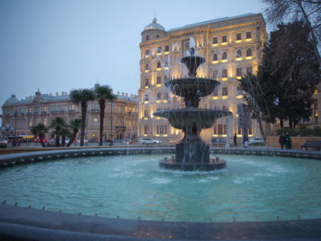 Площадь фонтанов 