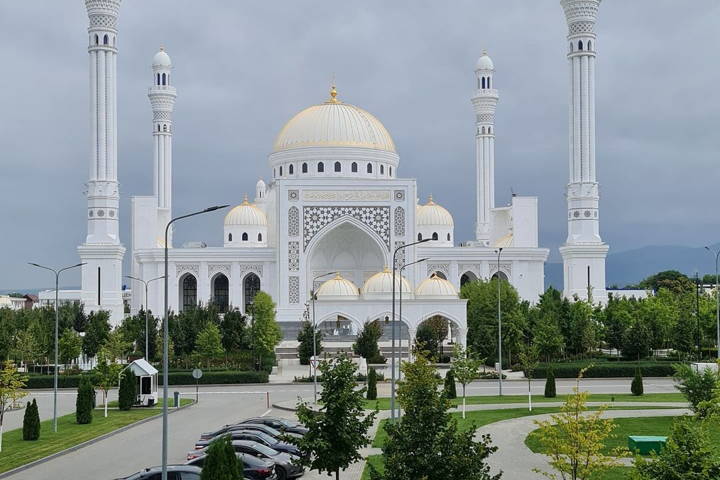 мечеть в Алхан-Юрте