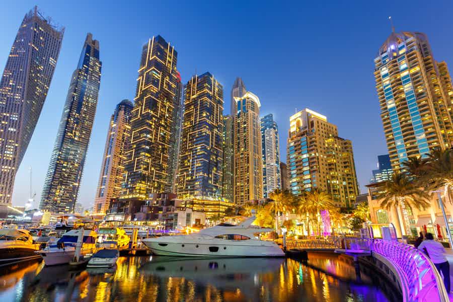 Dubai: Marina Dinner Cruise with Drinks & Live Music - photo 2