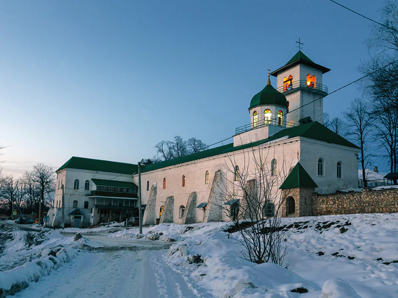 Свято-Михайловский монастырь и термальный комплекс «Благодать» — фото 3, Краснодар | Покатаем