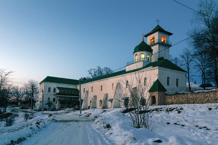 Свято-Михайловский монастырь и термальные источники - фото 4
