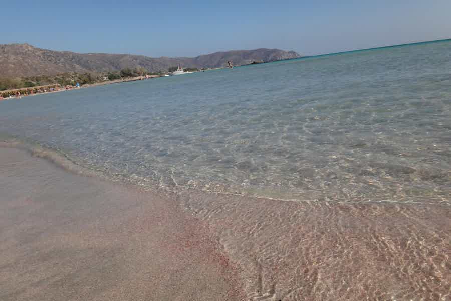 Розовый пляж Элафониси из района Ханья - фото 3