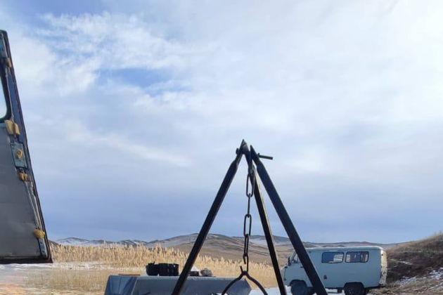 Виды Индивидуальная на внедорожнике по югу острова Ольхон и к острову Огой