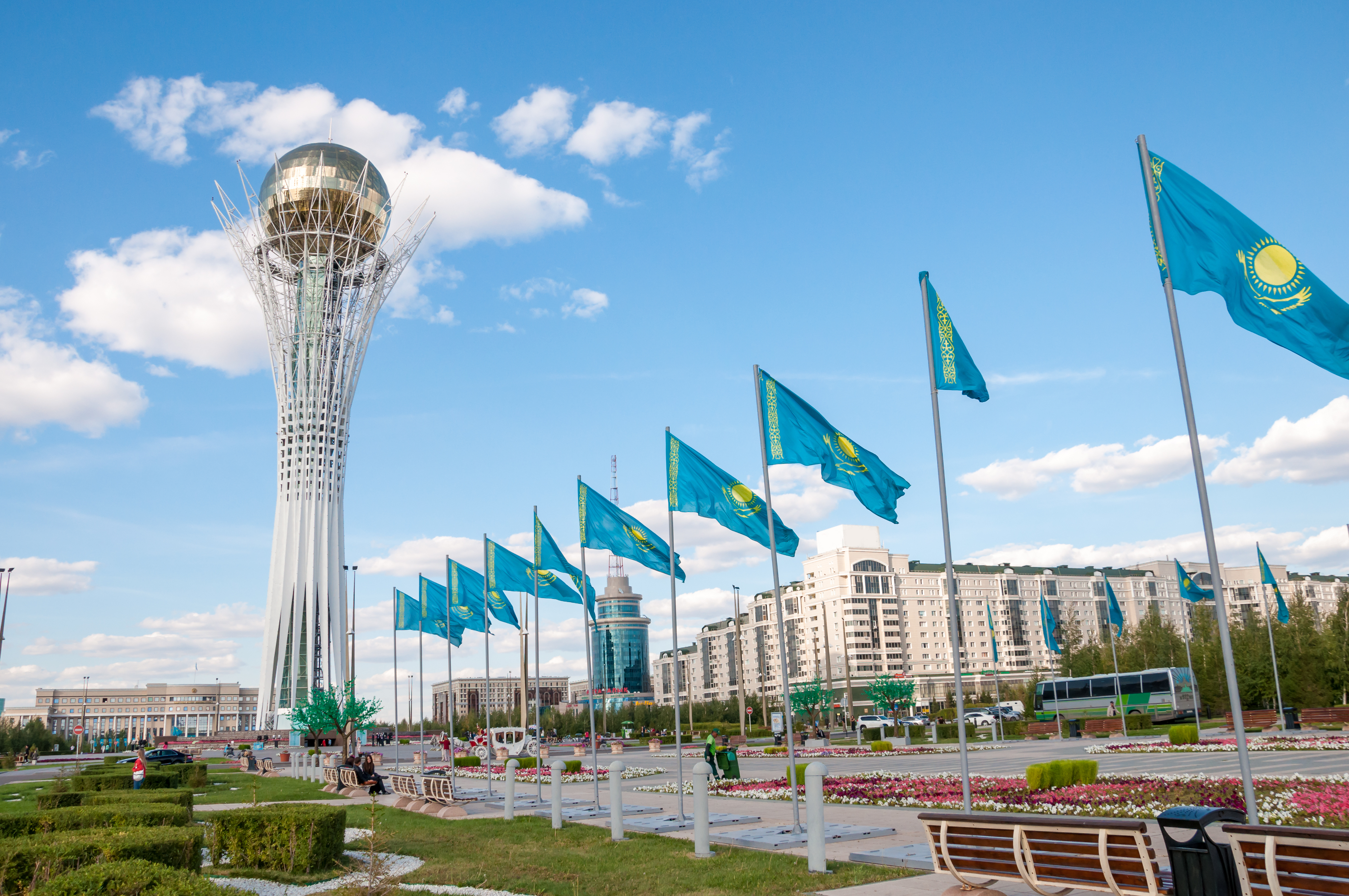 Астана какое государство. Столица Казахстана. Астана Казахстан. Монумент Астана-Байтерек.