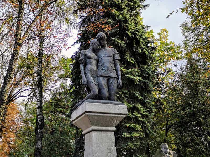 Новодевичье кладбище — место упокоения великих - фото 4