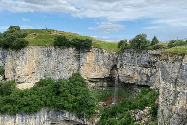 Индивидуальная Хунзах, «Каменная чаша»  из Избербаша