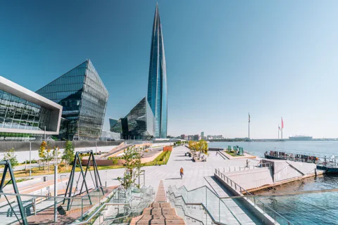 Автобусная обзорная с экскурсией в Лахта Центр (без входных билетов)