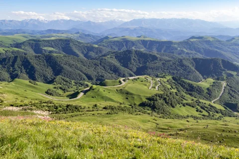 Архыз — удивительный уголок природы на западном Кавказе