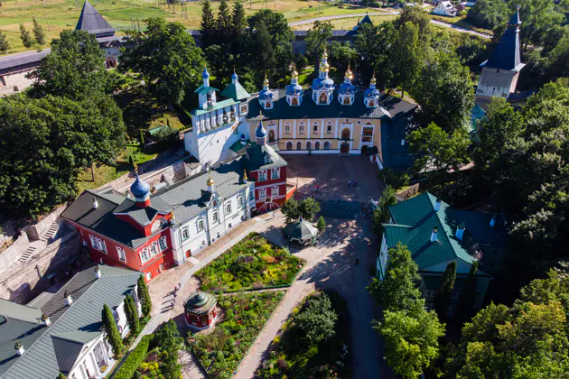 Индивидуальная экскурсия в Псково-Печерский монастырь — фото 2
