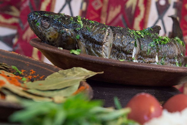 Гастро-тур к «армянскому морю»: винные сыры и рыба на углях