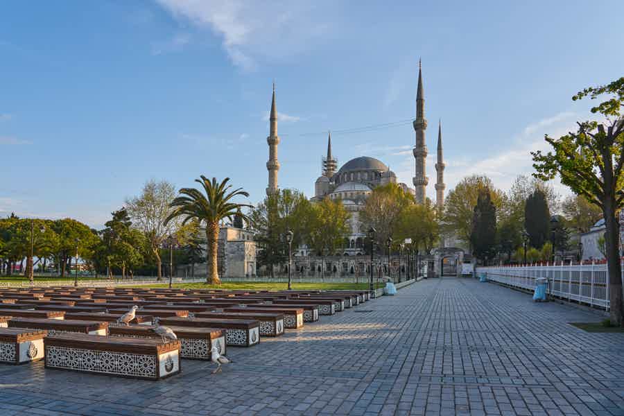 Цистерна Базилика, площадь Ипподром 'Коротка для транзитных туристов' - фото 5