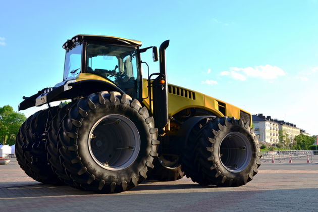 Виды Минский тракторный завод с посещением музея