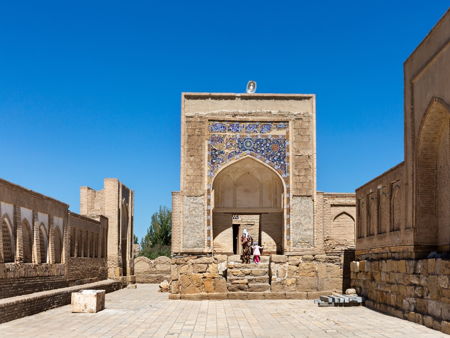 Некрополь Чор-Бакр