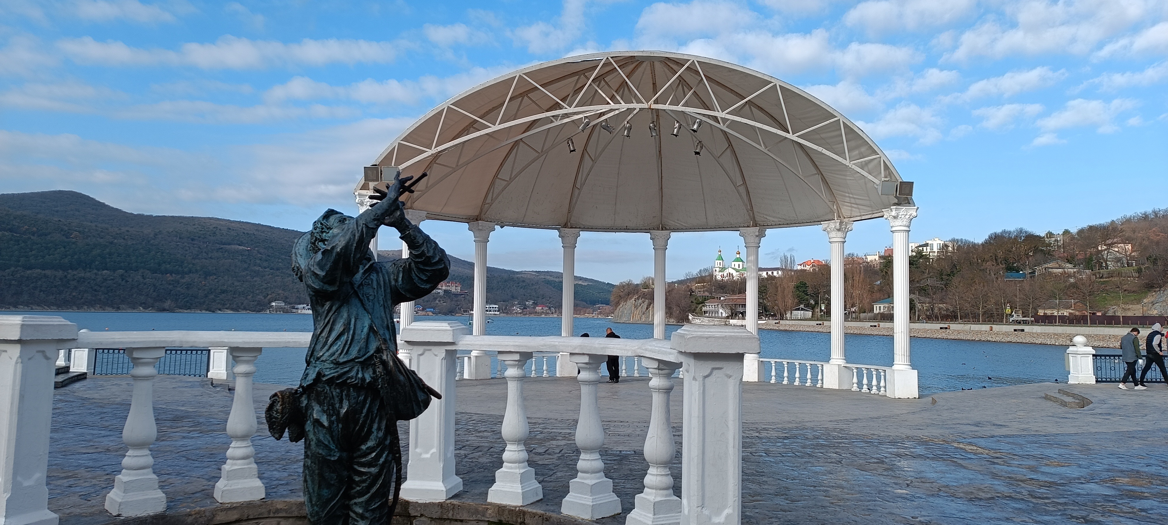 Из Геленджика в загадочное Абрау-Дюрсо