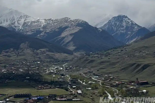 Виды Северная Осетия: Даргавс и Кармадон из Железноводска