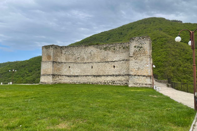 Водопад, крепость и экраноплан «Лунь» — индивидуальный тур