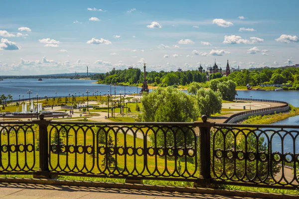 Знакомство с тысячелетним Ярославлем: обзорная экскурсия по городу — фото 5, Ярославль | Покатаем
