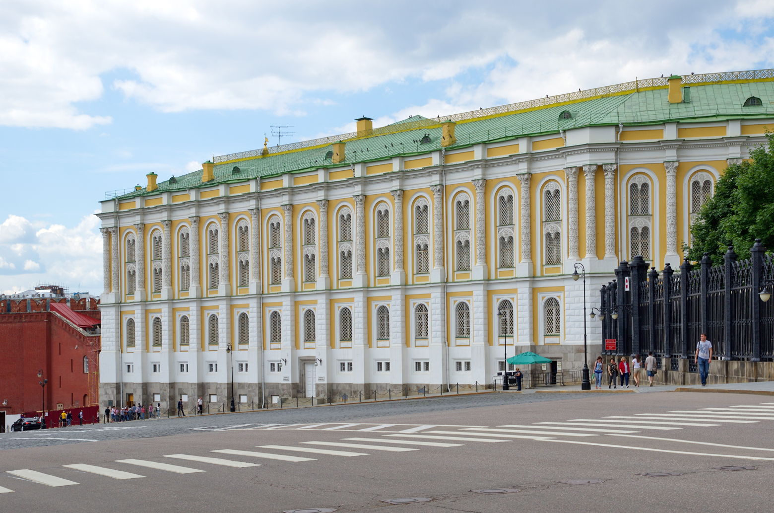 Экскурсии в Оружейную палату Кремля
