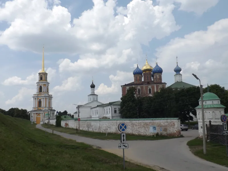 «С добрым утром, Рязань!» — обзорная экскурсия по утренней Рязани — фото 2, Рязань | Покатаем