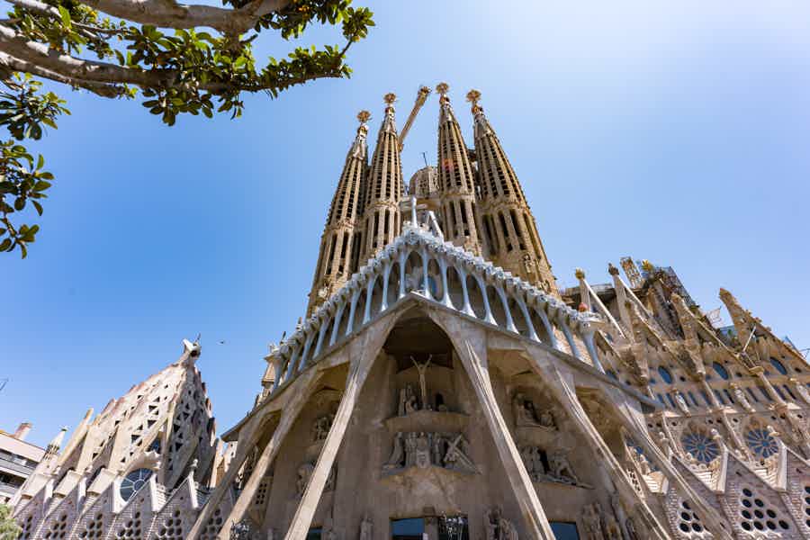 Sagrada Familia: Guided Tour with Skip-the-line Ticket - photo 5