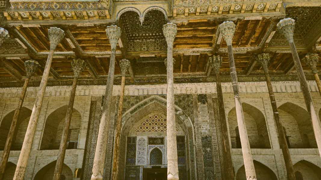 Бухара: Город минаретов и медресе - фото 1