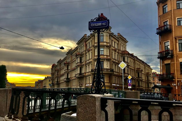 Фото к экскурсии Сенная площадь. Петербургские тайны.