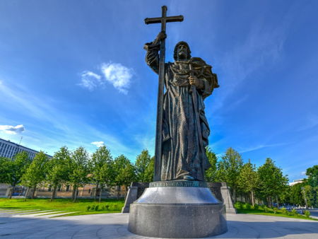 Памятник князю Владимиру