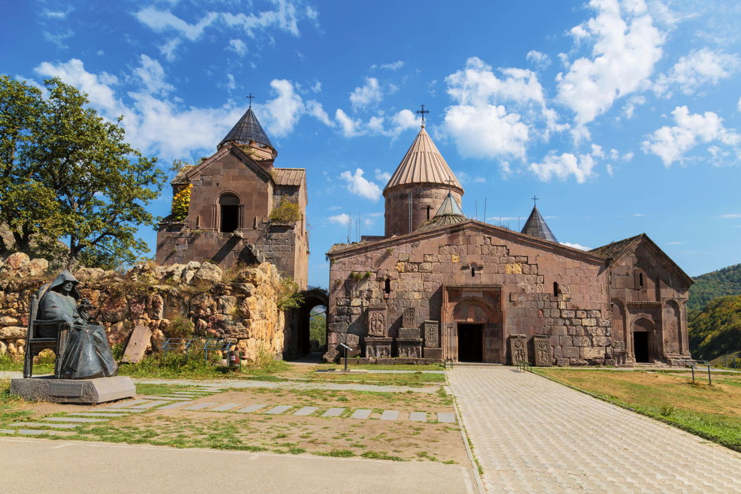 Севан и Дилижан: пейзажи, колорит и монастыри  — групповой тур — фото 3