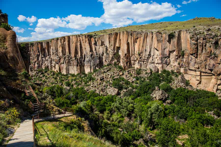 Зелёный тур по Каппадокии: подземный город и каньон - фото 5
